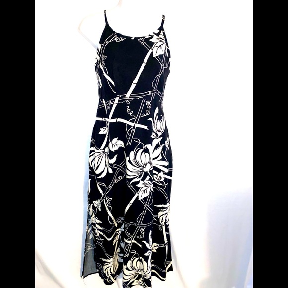 Tori Richard Dresses & Skirts - Tori Richard Flower Dress